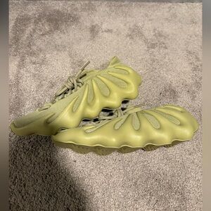 adidas Yeezy 450 - Resin - men’s 9